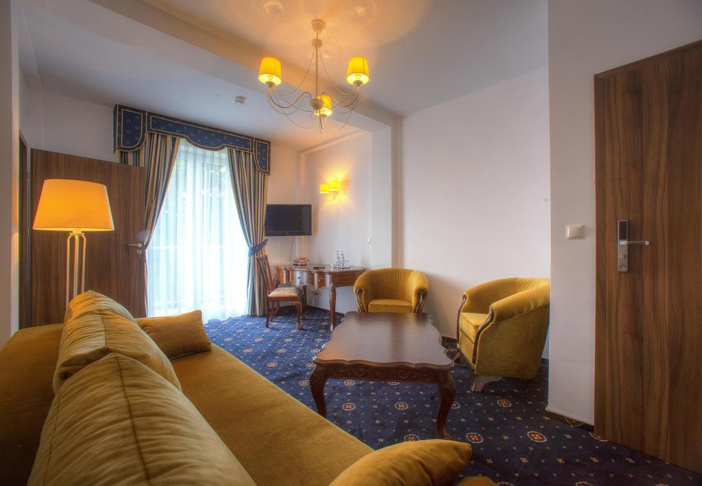 Hotel Lancut Room photo