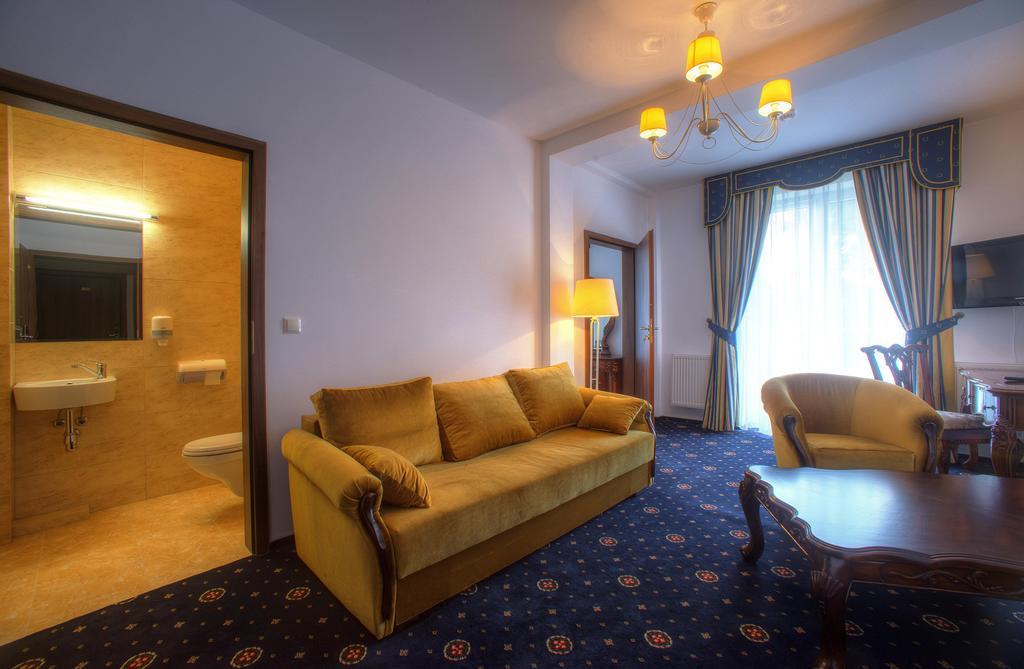 Hotel Lancut Room photo